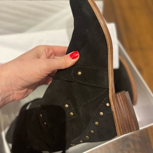 CHLOE booties - Picture 8 of 9